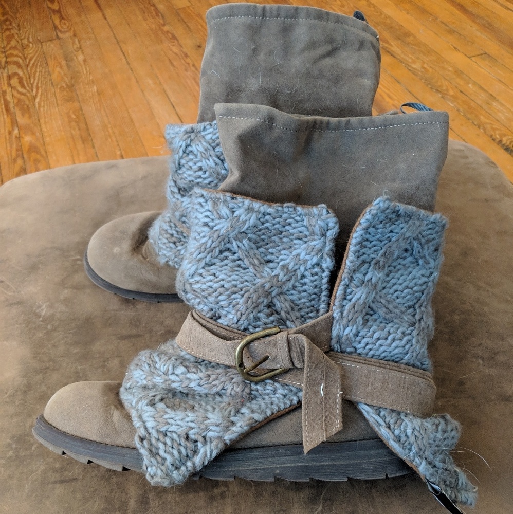 Muks Luks Sweater Wrap Boots